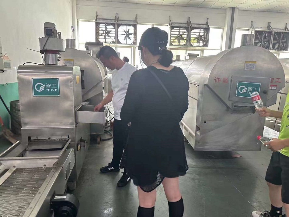 流水線電磁炒貨設(shè)備